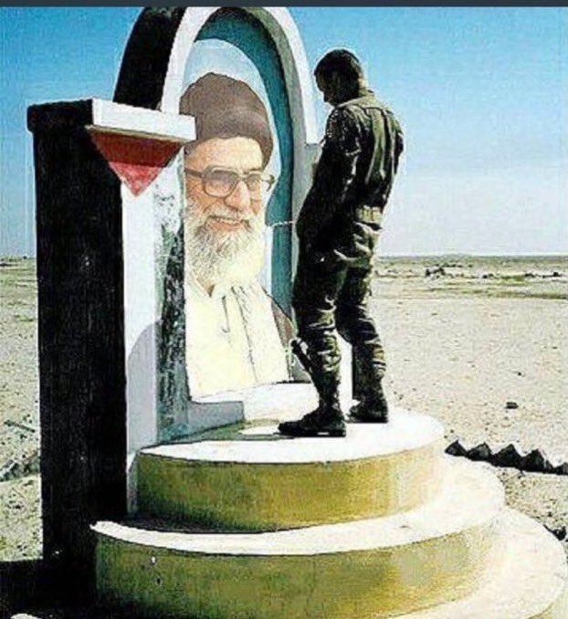 Iran Revolution Art No. FfTQ07NWQAAIsZW