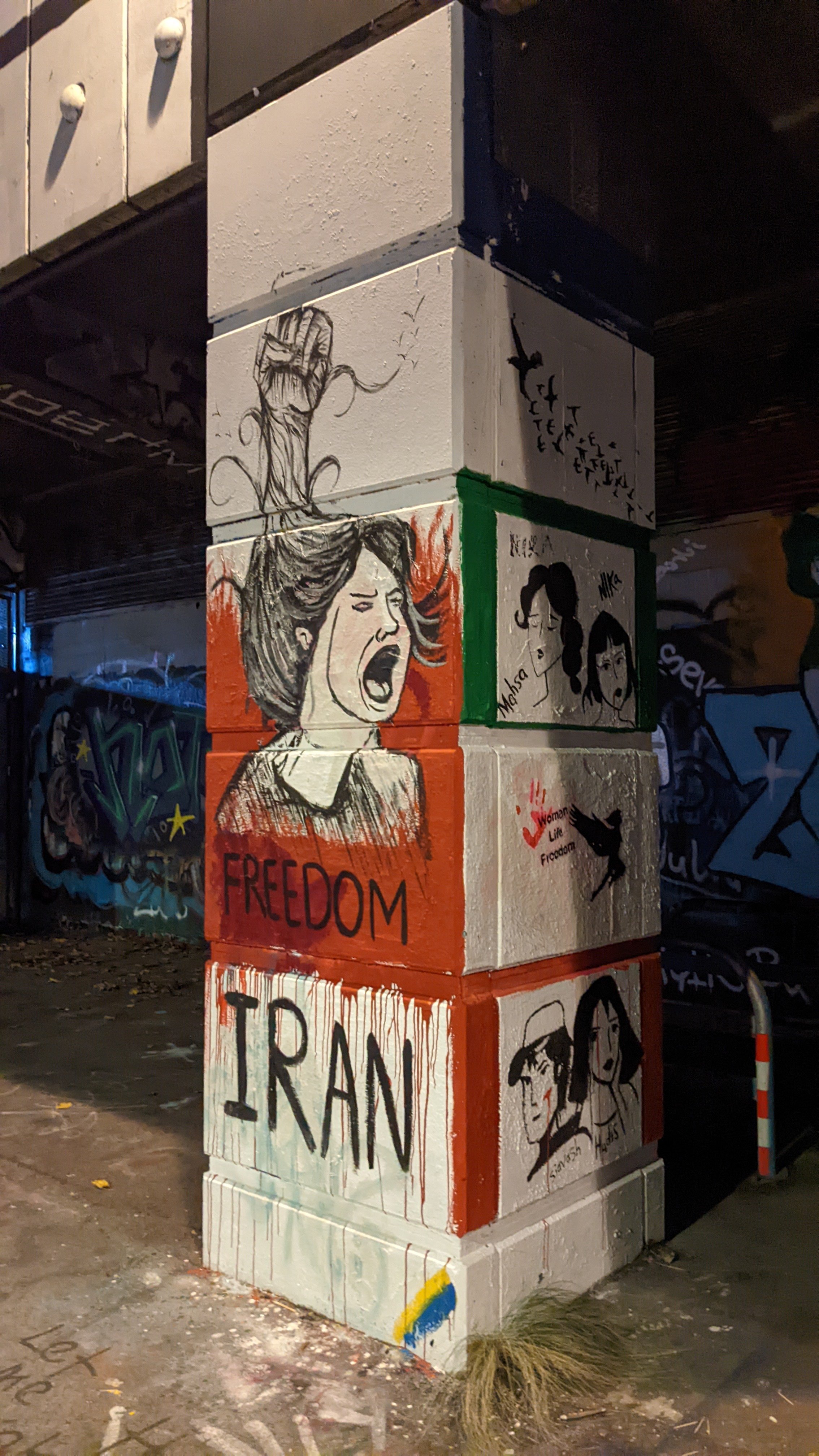Iran Revolution Art No. FhcY_KCXEAEjK2y