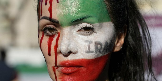 Iran Revolution Art No. -iZMqM7u