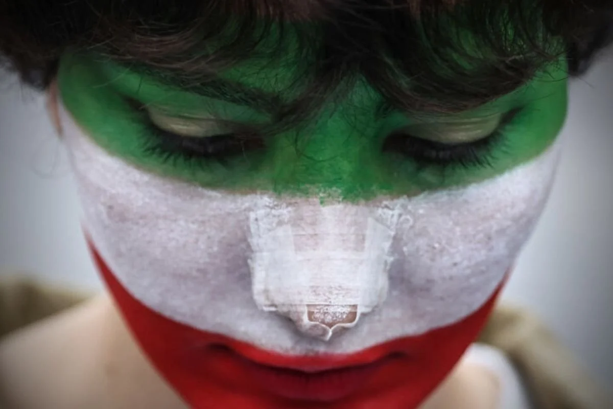 Iran Revolution Art No. 1200x800-210403769044.
