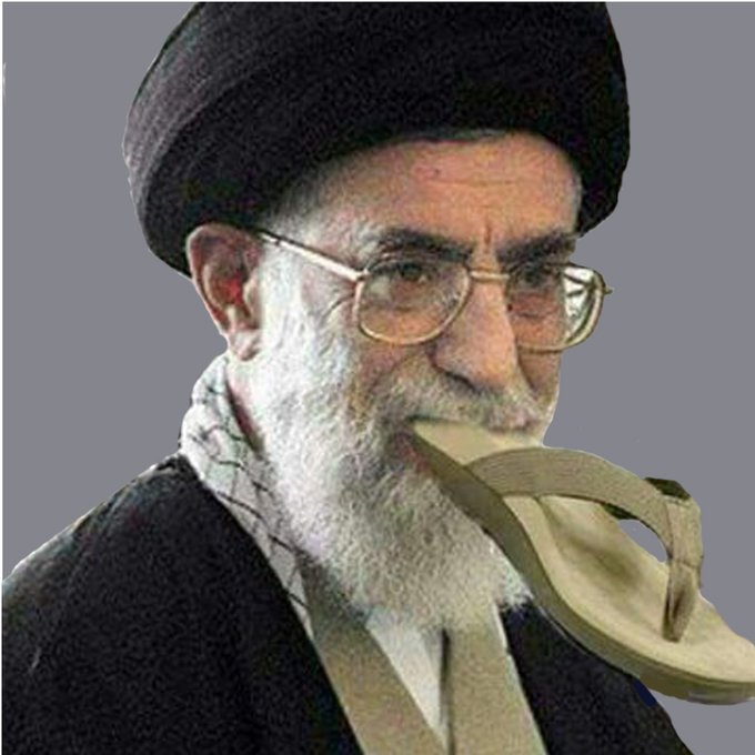 Iran Revolution Art No. FeeueUbXEAMiKhY