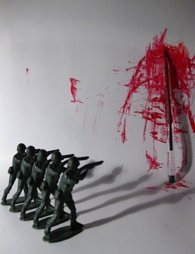 Iran Revolution Art No. FnBgNh-XgAAjNXB